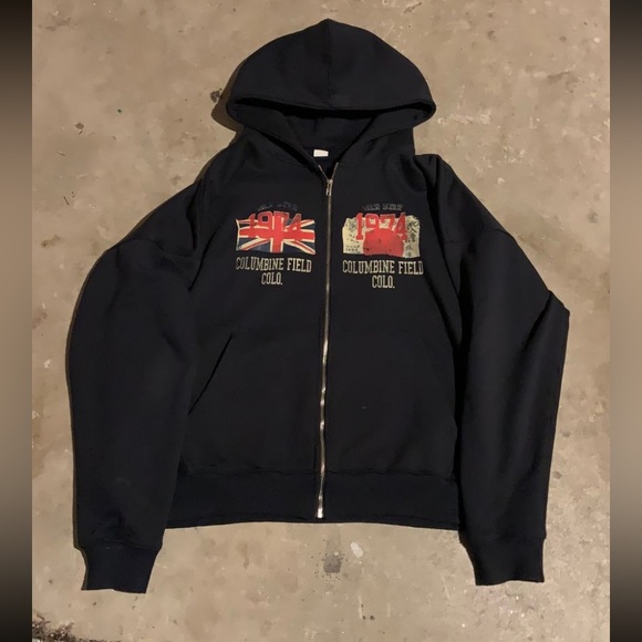 74iswar zipup hoodie